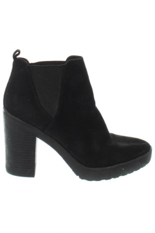 Damen Stiefeletten New Yorker, Größe 37, Farbe Schwarz, Preis 28,99 €