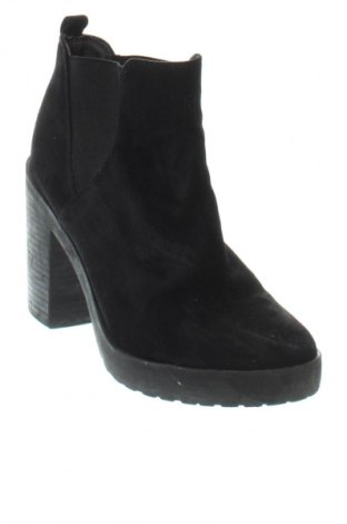 Damen Stiefeletten New Yorker, Größe 37, Farbe Schwarz, Preis 28,99 €