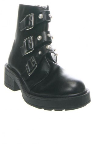 Damen Stiefeletten Pull&Bear, Größe 36, Farbe Schwarz, Preis 23,99 €