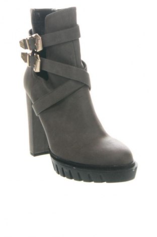 Női bokacsizma Rocco Barocco, Méret 41, Szín Barna, Ár 25 379 Ft