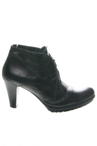 Dámské boty  Tamaris, Velikost 40, Barva Černá, Cena  1 099,00 Kč