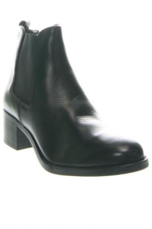 Dámské boty  Tamaris, Velikost 39, Barva Černá, Cena  2 649,00 Kč