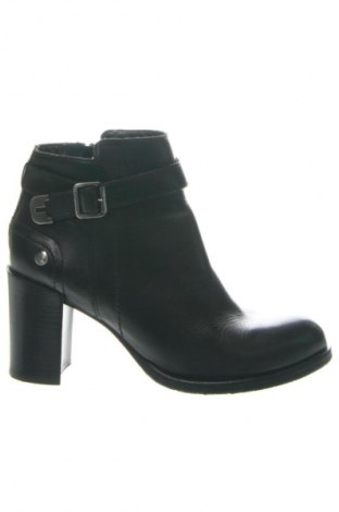 Damskie botki Tommy Hilfiger, Rozmiar 38, Kolor Czarny, Cena 440,64 zł