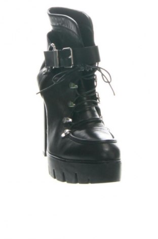 Damen Stiefeletten Zara, Größe 41, Farbe Schwarz, Preis € 53,99