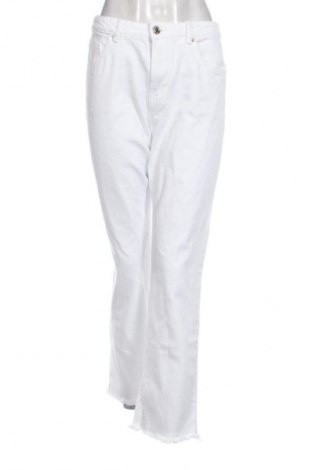 Dámske džínsy  Amisu, Veľkosť M, Farba Biela, Cena  14,83 €