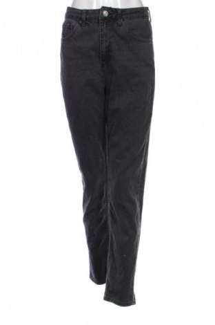 Damen Jeans BDG, Größe S, Farbe Grau, Preis 20,97 €