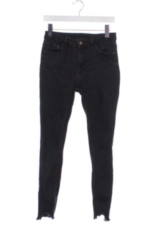 Damen Jeans Bershka, Größe S, Farbe Schwarz, Preis 14,77 €