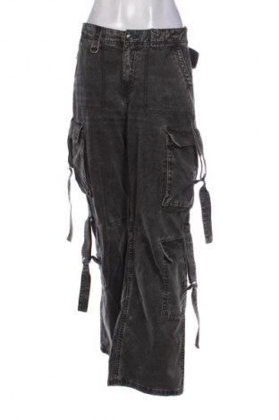 Damskie jeansy Bershka, Rozmiar M, Kolor Kolorowy, Cena 61,99 zł