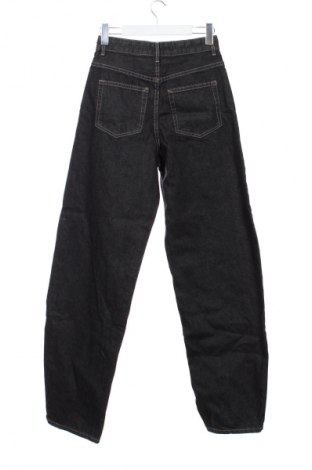 Női farmernadrág Bershka, Méret XS, Szín Fekete, Ár 5 800 Ft