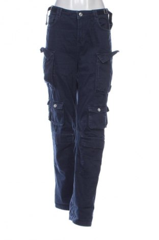 Damskie jeansy Bershka, Rozmiar M, Kolor Niebieski, Cena 66,67 zł