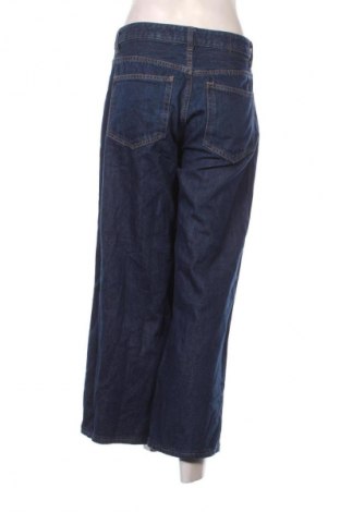 Blugi de femei Bershka, Mărime S, Culoare Albastru, Preț 88,99 Lei