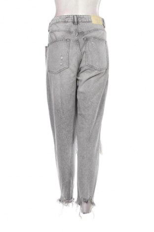 Női farmernadrág Bershka, Méret M, Szín Szürke, Ár 4 059 Ft