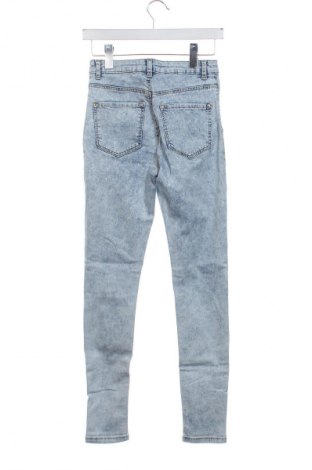 Дамски дънки Bershka, Размер XS, Цвят Син, Цена 26,99 лв.