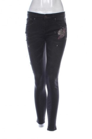 Damen Jeans Cartoon, Größe S, Farbe Schwarz, Preis 9,99 €