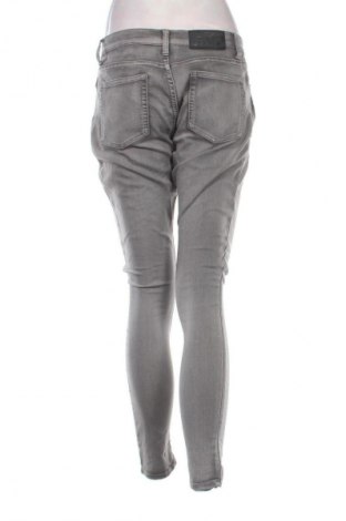 Dámské džíny  Cheap Monday, Velikost M, Barva Šedá, Cena  520,00 Kč