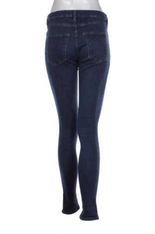 Дамски дънки Edc By Esprit, Размер M, Цвят Син, Цена 41,00 лв.