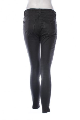Damen Jeans Guess, Größe M, Farbe Schwarz, Preis € 38,29