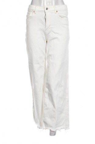 Γυναικείο Τζίν H&M, Μέγεθος S, Χρώμα Λευκό, Τιμή 14,83 €