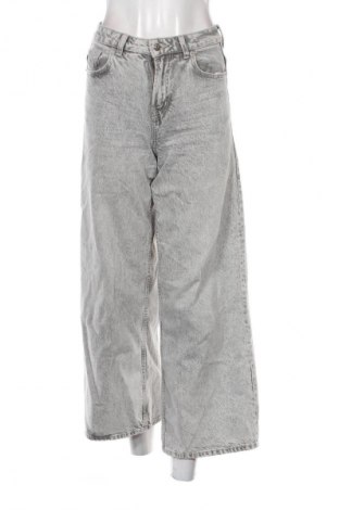 Dámské džíny  H&M Divided, Velikost S, Barva Šedá, Cena  366,00 Kč