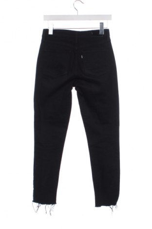 Női farmernadrág Levi's, Méret S, Szín Fekete, Ár 15 000 Ft