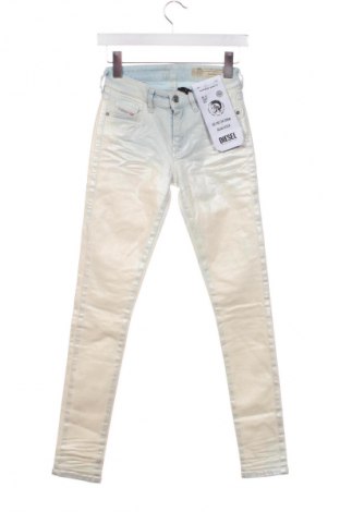 Дамски дънки Levi's, Размер XXS, Цвят Екрю, Цена 174,99 лв.