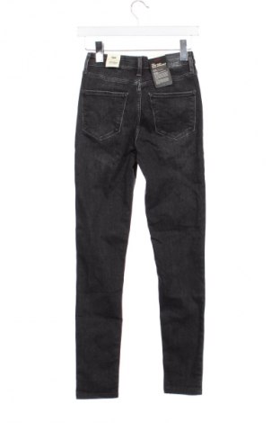 Dámske džínsy  Levi's, Veľkosť XS, Farba Sivá, Cena  107,95 €