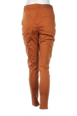 Damen Jeans Madeleine, Größe M, Farbe Orange, Preis 35,99 €