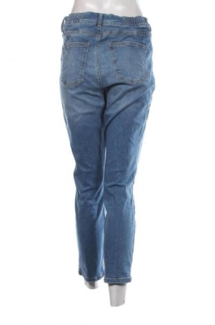 Дамски дънки Maloo, Размер L, Цвят Син, Цена 27,99 лв.