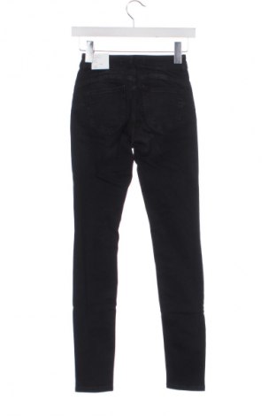 Dámske džínsy  Mango, Veľkosť XXS, Farba Čierna, Cena  39,46 €