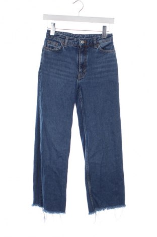 Γυναικείο Τζίν Monki, Μέγεθος XS, Χρώμα Μπλέ, Τιμή 15,99 €