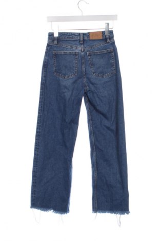 Γυναικείο Τζίν Monki, Μέγεθος XS, Χρώμα Μπλέ, Τιμή 15,99 €