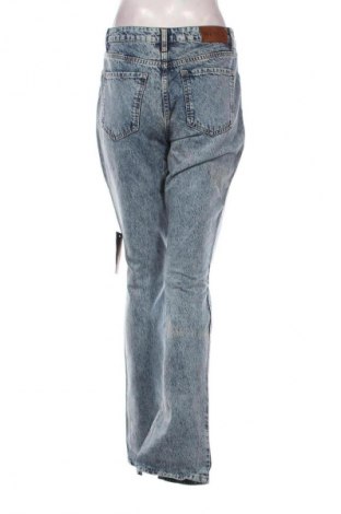 Blugi de femei NA-KD, Mărime S, Culoare Albastru, Preț 235,99 Lei