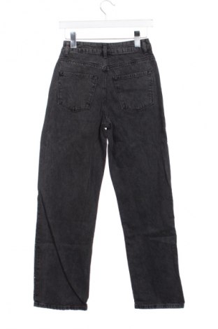 Дамски дънки Noisy May, Размер XS, Цвят Сив, Цена 93,99 лв.