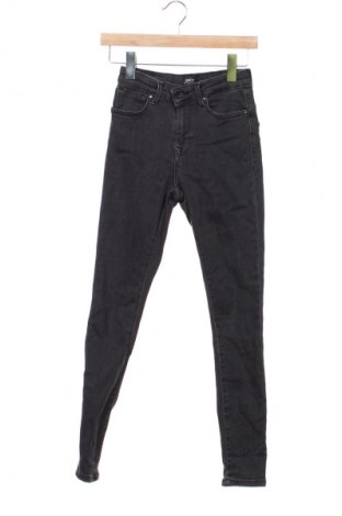 Dámské džíny  ONLY, Velikost S, Barva Šedá, Cena  519,00 Kč