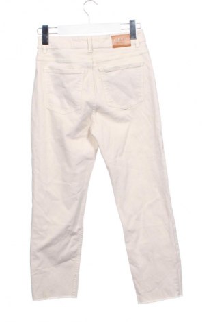 Дамски дънки ONLY, Размер S, Цвят Бежов, Цена 21,99 лв.