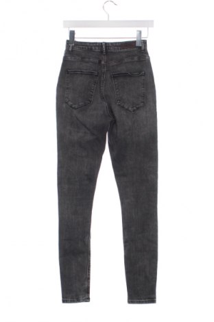 Dámske džínsy  ONLY, Veľkosť XXS, Farba Čierna, Cena  17,39 €