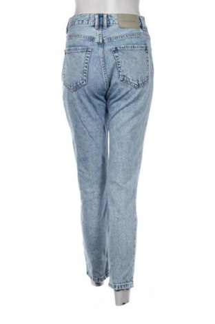 Blugi de femei Pull&Bear, Mărime S, Culoare Albastru, Preț 75,99 Lei