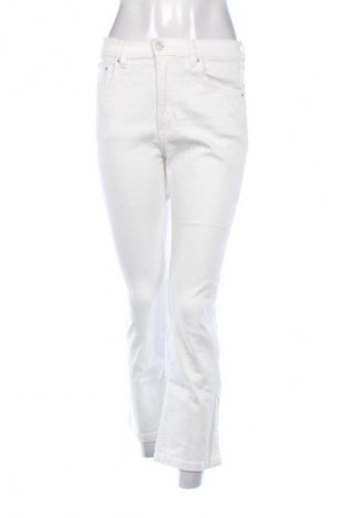 Női farmernadrág Pull&Bear, Méret M, Szín Fehér, Ár 5 800 Ft