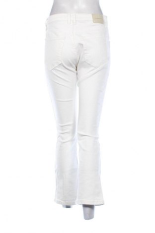 Női farmernadrág Pull&Bear, Méret M, Szín Fehér, Ár 5 800 Ft