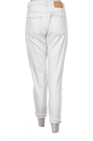 Damskie jeansy Pull&Bear, Rozmiar M, Kolor Niebieski, Cena 66,39 zł