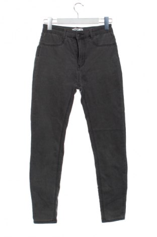 Dámské džíny  Pull&Bear, Velikost XS, Barva Šedá, Cena  367,00 Kč
