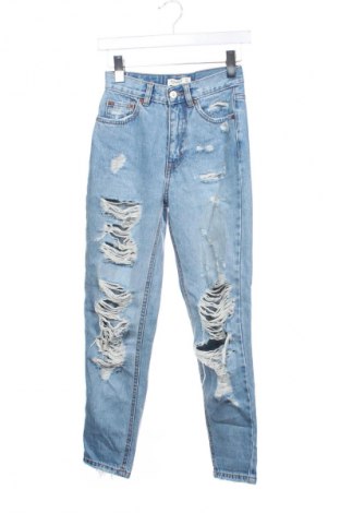 Dámske džínsy  Pull&Bear, Veľkosť XXS, Farba Modrá, Cena  12,95 €