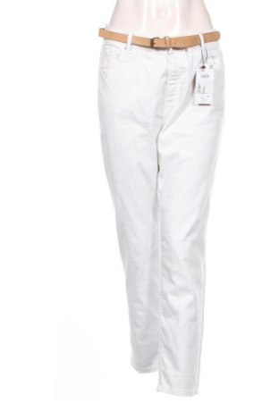 Blugi de femei Reserved, Mărime XXL, Culoare Alb, Preț 98,99 Lei