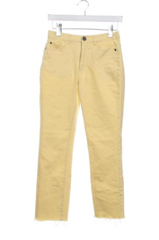 Дамски дънки Sarah Kern, Размер S, Цвят Жълт, Цена 22,99 лв.