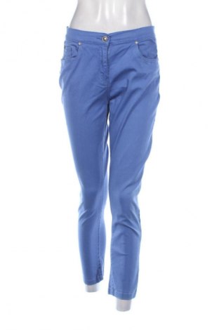 Damen Jeans Stooker, Größe M, Farbe Blau, Preis 15,00 €