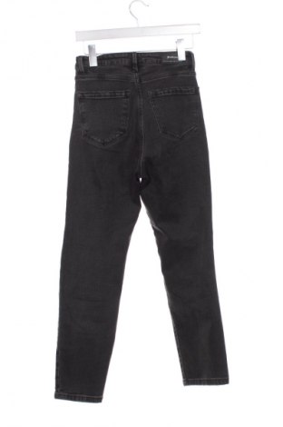 Damskie jeansy Stradivarius, Rozmiar S, Kolor Szary, Cena 60,99 zł