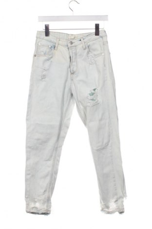 Γυναικείο Τζίν Stradivarius, Μέγεθος M, Χρώμα Μπλέ, Τιμή 13,99 €