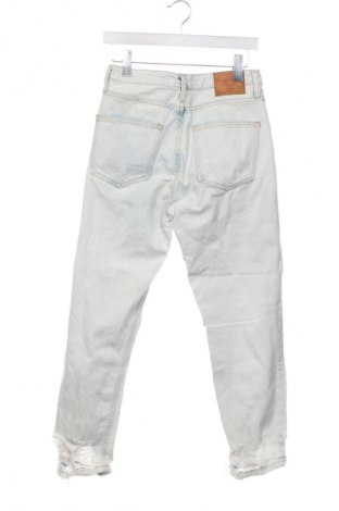 Γυναικείο Τζίν Stradivarius, Μέγεθος M, Χρώμα Μπλέ, Τιμή 13,99 €