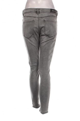 Damskie jeansy Stradivarius, Rozmiar XL, Kolor Szary, Cena 65,99 zł