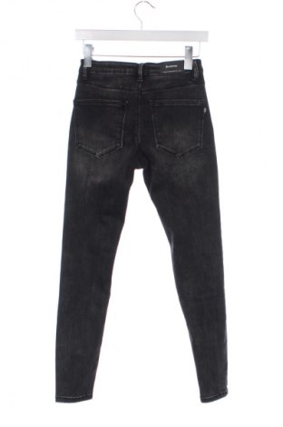 Dámské džíny  Stradivarius, Velikost XS, Barva Šedá, Cena  339,00 Kč